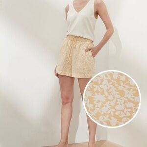 Banana Republic High Rise Drapey Paperbag Pull-On Short - 4 inch inseam